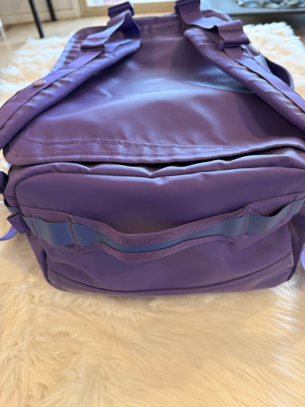 Baboon to the Moon Go Bag Mini 32L - Picture 4 of 11